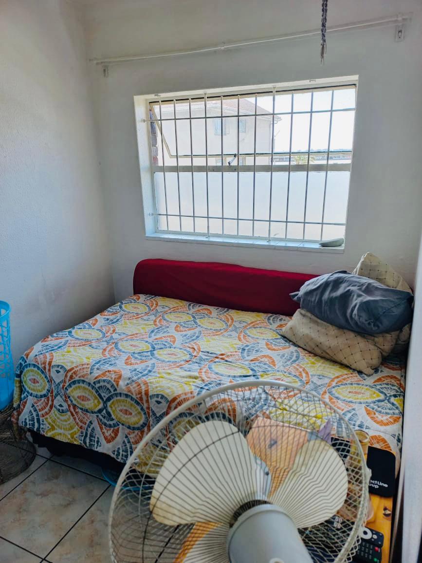 2 Bedroom Property for Sale in Maitland Western Cape